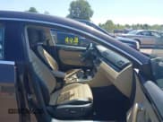 ✅ 2013 Volkswagen CC Executive • VIN: WVWGU7AN0DE555948 • Лот: 43101933. Опубликован ранее на IAAI с пробегом 184 060 миль. Бесплатный доступ к архиву аукционных продаж из США и подробный отчёт об истории автомобиля на DreamBid. Изображение 5.