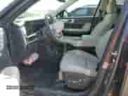 2024 Hyundai Santa Fe Calligraphy с VIN 5NMP5DGL6RH059140, выставлен на аукционе Copart как лот 47445675 с пробегом 2 090 миль миль и Списание • Salvage title. История ставок и продаж доступна на DreamBid. Изображение 7.