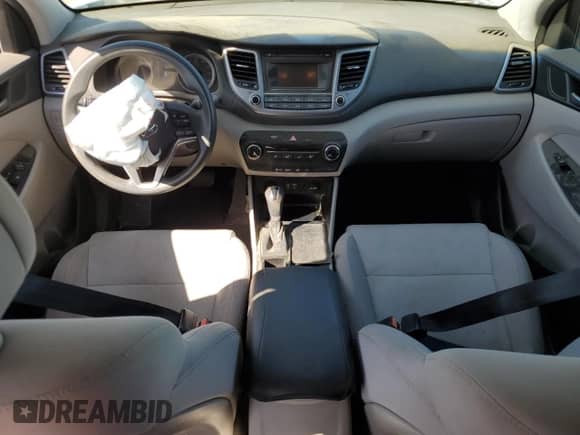 2016 Hyundai Tucson SE with VIN KM8J33A4XGU105738, listed as a Copart auction lot 85884105 with 111,458 mi miles and Salvage title. Bid and sale history available at DreamBid. Image 8.