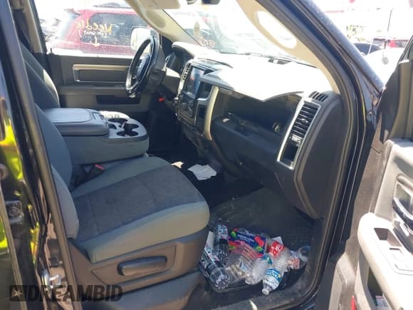 ✅ 2018 Ram 1500 Big Horn • VIN: 1C6RR7LT5JS130252 • Lot: 42699994. Listed on IAAI with 131,714 mi. Free auction sales archive from the USA and detailed vehicle history report at DreamBid. Image 5.