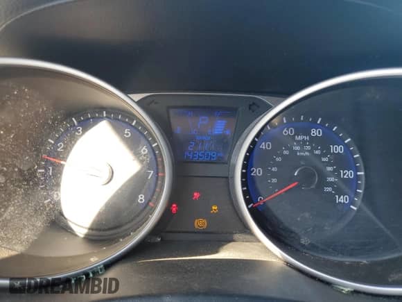 2015 Hyundai Tucson SE z VIN KM8JUCAG8FU007653, wystawiony jako Copart lot #69103044 z przebiegiem 143 509 mil mil oraz Szkoda całkowita • Salvage title. Historia ofert i sprzedaży dostępna na DreamBid. Obrazek 9.