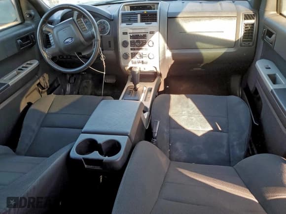 ✅ 2009 Ford Escape XLT • VIN: 1FMCU03719KC81572 • Lot: 95004615. Listed on Copart with 184,827 mi. Free auction sales archive from the USA and detailed vehicle history report at DreamBid. Image 8.