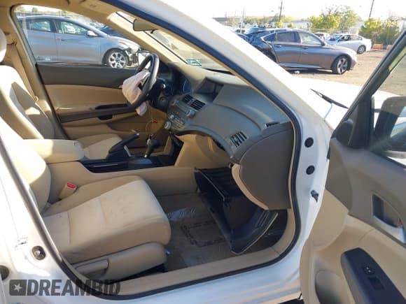 ✅ 2008 Honda Accord LX • VIN: 1HGCP26368A057400 • Lot: 43420520. Listed on IAAI with 142,029 mi. Free auction sales archive from the USA and detailed vehicle history report at DreamBid. Image 5.