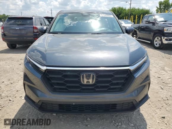 ✅ 2023 Honda CR-V LX • VIN: 7FARS4H23PE018569 • Lot: 67509865. Listed on Copart with 28,910 mi. Free auction sales archive from the USA and detailed vehicle history report at DreamBid. Image 5.