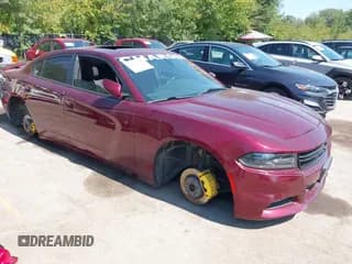 ✅ 2017 Dodge Charger SXT • VIN: 2C3CDXJGXHH526055 • Lot: 43204792. Wystawiony na IAAI z przebiegiem 95 306 mil. Bezpłatny archiwum sprzedaży aukcyjnych z USA i szczegółowy raport historii pojazdu na DreamBid. Zdjęcie 1.