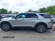 ✅ 2021 Ford Explorer ST • VIN: 1FM5K8GCXMGA95156 • Lot: 42270116. Wystawiony na IAAI z przebiegiem 74 823 mil. Bezpłatny archiwum sprzedaży aukcyjnych z USA i szczegółowy raport historii pojazdu na DreamBid. Zdjęcie 15.