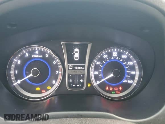 2012 Hyundai Azera with VIN KMHFH4JG5CA122921, listed as a Copart auction lot 86090934 with 95,262 mi miles and Salvage title. Bid and sale history available at DreamBid. Image 9.