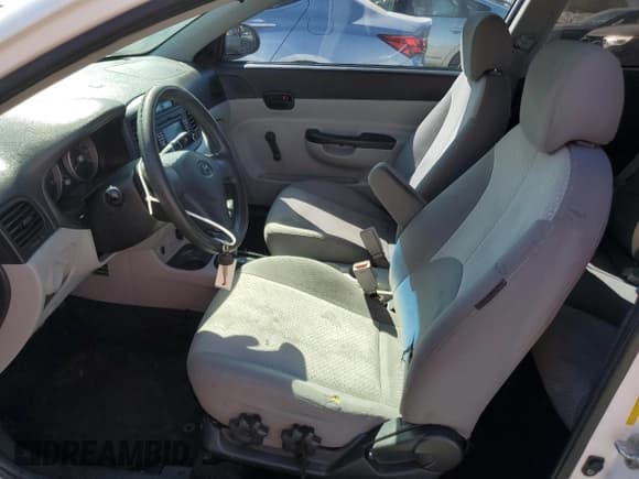 ✅ 2008 Hyundai Accent GS • VIN: KMHCM36C18U102802 • Лот: 69156335. Опубликован ранее на Copart с пробегом 213 088 миль. Бесплатный доступ к архиву аукционных продаж из США и подробный отчёт об истории автомобиля на DreamBid. Изображение 7.