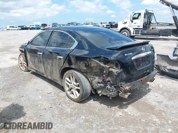 ✅ 2014 Nissan Maxima SV • VIN: 1N4AA5AP3EC450764 • Lot: 42270183. Listed on IAAI with 166,772 mi. Free auction sales archive from the USA and detailed vehicle history report at DreamBid. Image 3.