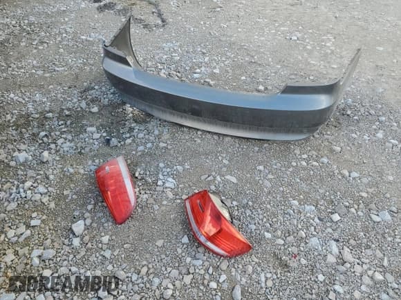 ✅ 2010 BMW 3 Series 328i • VIN: WBAWB3C51AP139640 • Lot: 46573795. Listed on Copart with 97,921 mi. Free auction sales archive from the USA and detailed vehicle history report at DreamBid. Image 12.