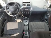 ✅ 2008 Suzuki SX4 • VIN: JS2YB417585105069 • Лот: 67052635. Опубликован ранее на Copart с пробегом 155 846 миль. Бесплатный доступ к архиву аукционных продаж из США и подробный отчёт об истории автомобиля на DreamBid. Изображение 8.