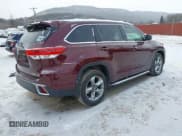 ✅ 2017 Toyota Highlander Limited • VIN: 5TDDZRFH0HS416597 • Lot: 41627846. Listed on IAAI with 110,718 mi. Free auction sales archive from the USA and detailed vehicle history report at DreamBid. Image 4.
