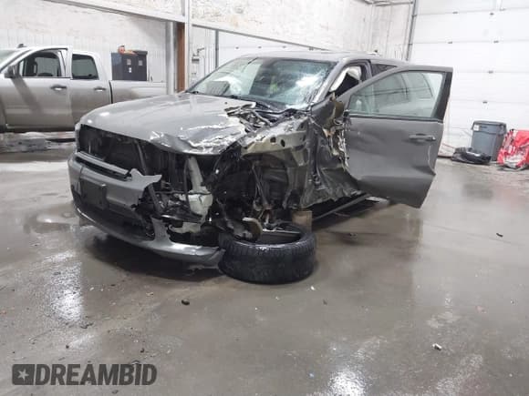 ✅ 2019 Dodge Durango GT • VIN: 1C4RDJDG1KC676192 • Lot: 41836912. Listed on IAAI with 105,240 mi. Free auction sales archive from the USA and detailed vehicle history report at DreamBid. Image 17.