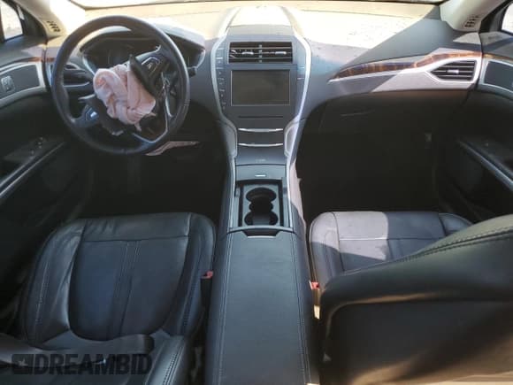 ✅ 2014 Lincoln MKZ • VIN: 3LN6L2G97ER815798 • Lot: 89470085. Wystawiony na Copart z przebiegiem Nie podano. Bezpłatny archiwum sprzedaży aukcyjnych z USA i szczegółowy raport historii pojazdu na DreamBid. Zdjęcie 8.