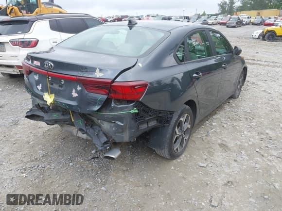 ✅ 2021 Kia Forte LXS • VIN: 3KPF24AD0ME279637 • Lot: 42269028. Wystawiony na IAAI z przebiegiem 49 982 mil. Bezpłatny archiwum sprzedaży aukcyjnych z USA i szczegółowy raport historii pojazdu na DreamBid. Zdjęcie 4.