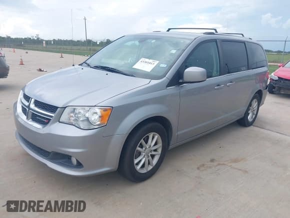 ✅ 2019 Dodge Grand Caravan SXT • VIN: 2C4RDGCG4KR557760 • Лот: 43301013. Опубликован ранее на IAAI с пробегом 96 666 миль. Бесплатный доступ к архиву аукционных продаж из США и подробный отчёт об истории автомобиля на DreamBid. Изображение 17.