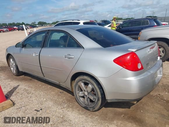 ✅ 2007 Pontiac G6 GT • VIN: 1G2ZH58N374216042 • Lot: 42906758. Wystawiony na IAAI z przebiegiem 316 187 mil. Bezpłatny archiwum sprzedaży aukcyjnych z USA i szczegółowy raport historii pojazdu na DreamBid. Zdjęcie 3.