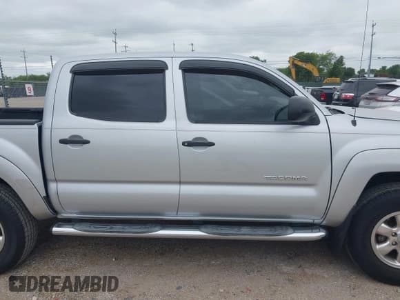 ✅ 2007 Toyota Tacoma PreRunner • VIN: 3TMJU62N37M033683 • Lot: 42383346. Listed on IAAI with 138,683 mi. Free auction sales archive from the USA and detailed vehicle history report at DreamBid. Image 13.