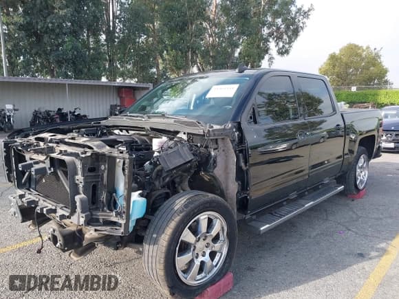 ✅ 2015 Chevrolet Silverado 1500 LT • VIN: 3GCPCREC5FG276188 • Лот: 43369544. Опубликован ранее на IAAI с пробегом 111 676 миль. Бесплатный доступ к архиву аукционных продаж из США и подробный отчёт об истории автомобиля на DreamBid. Изображение 2.