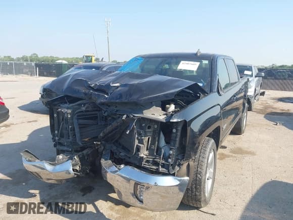 ✅ 2018 Chevrolet Silverado 1500 LT • VIN: 3GCPCREC3JG645106 • Lot: 42907605. Wystawiony na IAAI z przebiegiem 187 150 mil. Bezpłatny archiwum sprzedaży aukcyjnych z USA i szczegółowy raport historii pojazdu na DreamBid. Zdjęcie 17.