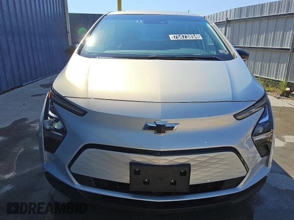 ✅ 2023 Chevrolet Bolt EV 1LT • VIN: 1G1FW6S03P4200830 • Lot: 75473894. Wystawiony na Copart z przebiegiem 15 678 mil. Bezpłatny archiwum sprzedaży aukcyjnych z USA i szczegółowy raport historii pojazdu na DreamBid. Zdjęcie 5.