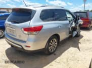 ✅ 2015 Nissan Pathfinder SL • VIN: 5N1AR2MM6FC668911 • Lot: 42344670. Wystawiony na IAAI z przebiegiem 70 204 mil. Bezpłatny archiwum sprzedaży aukcyjnych z USA i szczegółowy raport historii pojazdu na DreamBid. Zdjęcie 4.