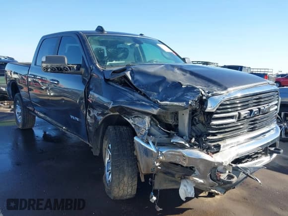 ✅ 2019 Ram 2500 Big Horn • VIN: 3C6UR5DL3KG519364 • Lot: 41582163. Listed on IAAI with 21,881 mi. Free auction sales archive from the USA and detailed vehicle history report at DreamBid. Image 6.