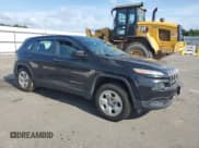 ✅ 2014 Jeep Cherokee Sport • VIN: 1C4PJMAB1EW190687 • Lot: 63572275. Wystawiony na Copart z przebiegiem Nie podano. Bezpłatny archiwum sprzedaży aukcyjnych z USA i szczegółowy raport historii pojazdu na DreamBid. Zdjęcie 4.