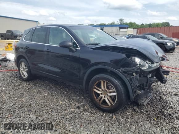 ✅ 2016 Porsche Cayenne • VIN: WP1AA2A2XGKA13249 • Lot: 57411465. Listed on Copart with 165,074 mi. Free auction sales archive from the USA and detailed vehicle history report at DreamBid. Image 4.