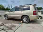 2004 Toyota Highlander с VIN JTEHD21A340032257, выставлен на аукционе Copart как лот 67995065 с пробегом 274 149 миль миль и На запчасти • Non repairable. История ставок и продаж доступна на DreamBid. Изображение 2.