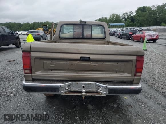 ✅ 1989 Ford Ranger • VIN: 1FTCR10T4KUC16349 • Лот: 67657855. Опубликован ранее на Copart с пробегом 46 227 миль. Бесплатный доступ к архиву аукционных продаж из США и подробный отчёт об истории автомобиля на DreamBid. Изображение 6.