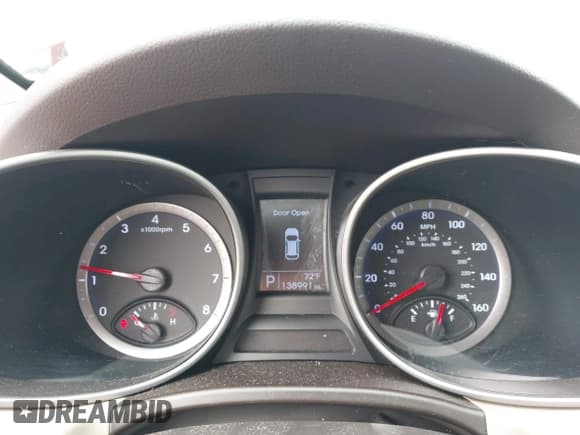 ✅ 2015 Hyundai Santa Fe GLS • VIN: KM8SM4HFXFU101251 • Lot: 43030773. Listed on IAAI with 138,991 mi. Free auction sales archive from the USA and detailed vehicle history report at DreamBid. Image 7.