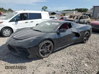 ✅ 2022 Chevrolet Corvette 1LT • VIN: 1G1YA3D43N5101650 • Lot: 66966824. Wystawiony na Copart z przebiegiem 28 672 mil. Bezpłatny archiwum sprzedaży aukcyjnych z USA i szczegółowy raport historii pojazdu na DreamBid. Zdjęcie 1.