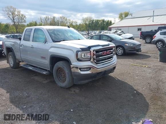 ✅ 2016 GMC Sierra 1500 SLE • VIN: 1GTV2MEC4GZ221083 • Лот: 43421681. Опубликован ранее на IAAI с пробегом 64 917 миль. Бесплатный доступ к архиву аукционных продаж из США и подробный отчёт об истории автомобиля на DreamBid. Изображение 1.