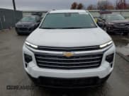 ✅ 2025 Chevrolet Traverse FWD LT • VIN: 1GNERGRS1SJ246441 • Lot: 91482925. Wystawiony na Copart z przebiegiem 6 094 mil. Bezpłatny archiwum sprzedaży aukcyjnych z USA i szczegółowy raport historii pojazdu na DreamBid. Zdjęcie 5.