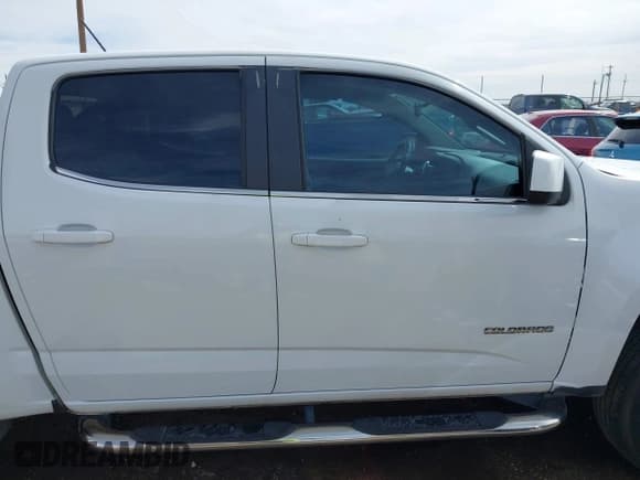 ✅ 2018 Chevrolet Colorado 2WD Work Truck • VIN: 1GCGSBEN3J1129192 • Lot: 41784937. Listed on IAAI with 58,904 mi. Free auction sales archive from the USA and detailed vehicle history report at DreamBid. Image 13.