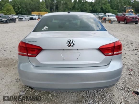 ✅ 2013 Volkswagen Passat SE • VIN: 1VWBH7A32DC103196 • Lot: 63619345. Listed on Copart with 96,455 mi. Free auction sales archive from the USA and detailed vehicle history report at DreamBid. Image 6.