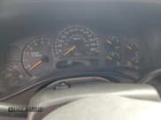 ✅ 2003 Chevrolet Silverado 2500HD LS • VIN: 1GCHC29U13E267442 • Лот: 51182565. Опубликован ранее на Copart с пробегом Не указан. Бесплатный доступ к архиву аукционных продаж из США и подробный отчёт об истории автомобиля на DreamBid. Изображение 9.