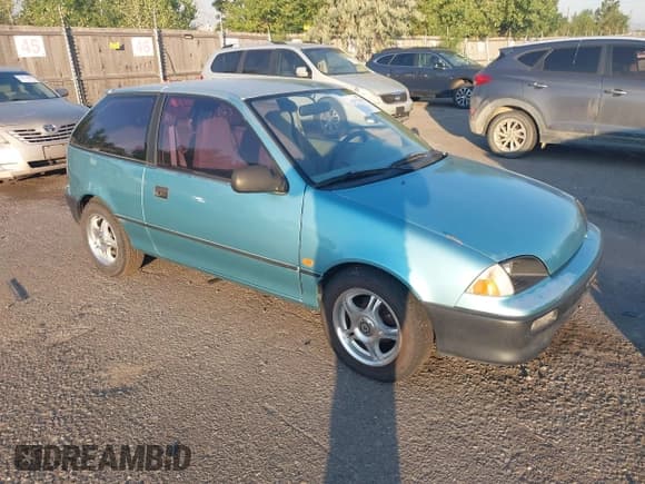 ✅ 1992 Geo Metro • VIN: 2C1MR2462N6773307 • Lot: 42973331. Wystawiony na IAAI z przebiegiem 71 736 mil. Bezpłatny archiwum sprzedaży aukcyjnych z USA i szczegółowy raport historii pojazdu na DreamBid. Zdjęcie 1.