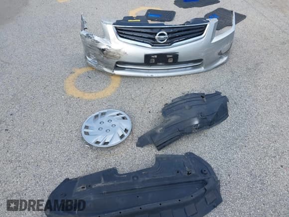 ✅ 2012 Nissan Sentra 2.0 • VIN: 3N1AB6AP6CL651883 • Lot: 43252318. Wystawiony na IAAI z przebiegiem 109 716 mil. Bezpłatny archiwum sprzedaży aukcyjnych z USA i szczegółowy raport historii pojazdu na DreamBid. Zdjęcie 12.