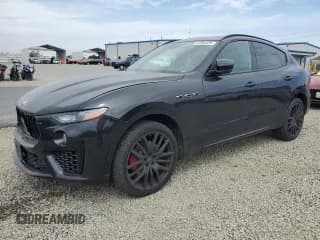 ✅ 2021 Maserati Levante • VIN: ZN661XUA5MX357852 • Лот: 52994435. Опубликован ранее на Copart с пробегом 109 064 миль. Бесплатный доступ к архиву аукционных продаж из США и подробный отчёт об истории автомобиля на DreamBid. Изображение 1.