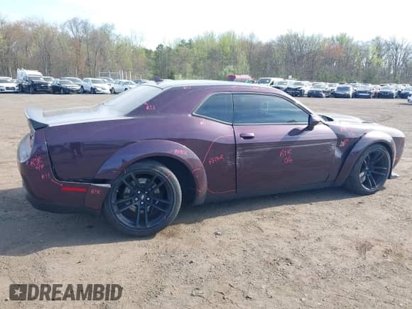 ✅ 2020 Dodge Challenger R/T Scat Pack • VIN: 2C3CDZFJ8LH222764 • Lot: 42092273. Wystawiony na IAAI z przebiegiem 28 429 mil. Bezpłatny archiwum sprzedaży aukcyjnych z USA i szczegółowy raport historii pojazdu na DreamBid. Zdjęcie 17.