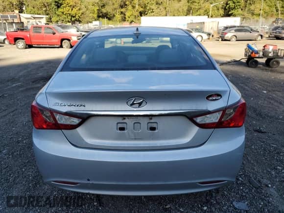 2012 Hyundai Sonata GLS with VIN 5NPEB4AC5CH321104, listed as a Copart auction lot 75120024 with 131,819 mi miles and Salvage title. Bid and sale history available at DreamBid. Image 6.