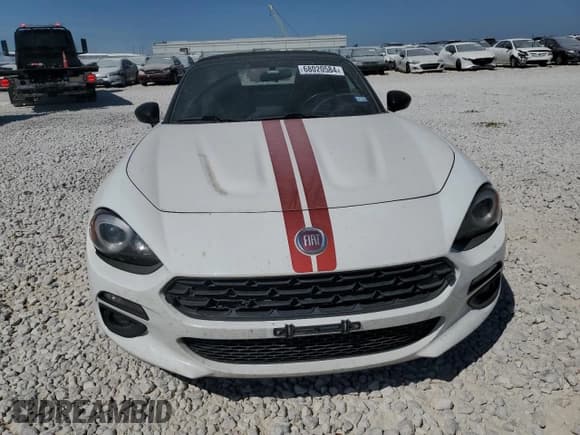 ✅ 2019 FIAT 124 Spider Urbana Edition • VIN: JC1NFAEK1K0143043 • Лот: 68020584. Опубликован ранее на Copart с пробегом Не указан. Бесплатный доступ к архиву аукционных продаж из США и подробный отчёт об истории автомобиля на DreamBid. Изображение 5.