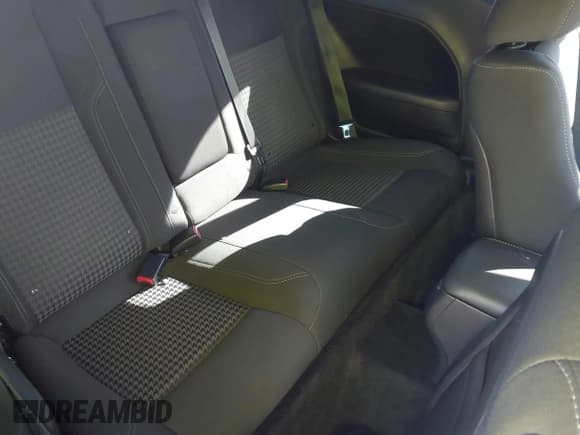 ✅ 2018 Dodge Challenger R/T Plus Shaker • VIN: 2C3CDZBT8JH220064 • Лот: 43593495. Опубликован ранее на IAAI с пробегом 46 708 миль. Бесплатный доступ к архиву аукционных продаж из США и подробный отчёт об истории автомобиля на DreamBid. Изображение 8.