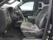 ✅ 2019 Chevrolet Silverado 1500 LT Trail Boss • VIN: 1GCPYFED4KZ331166 • Lot: 85135035. Wystawiony na Copart z przebiegiem 91 762 mil. Bezpłatny archiwum sprzedaży aukcyjnych z USA i szczegółowy raport historii pojazdu na DreamBid. Zdjęcie 7.