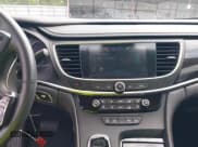 ✅ 2018 Buick LaCrosse Premium • VIN: 1G4ZR5SS8JU117632 • Lot: 41997098. Wystawiony na IAAI z przebiegiem 77 581 mil. Bezpłatny archiwum sprzedaży aukcyjnych z USA i szczegółowy raport historii pojazdu na DreamBid. Zdjęcie 14.