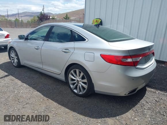 ✅ 2013 Hyundai Azera • VIN: KMHFH4JGXDA329113 • Lot: 42291091. Listed on IAAI with 152,147 mi. Free auction sales archive from the USA and detailed vehicle history report at DreamBid. Image 3.