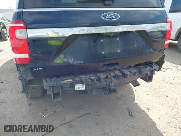 ✅ 2021 Ford Expedition Max XLT • VIN: 1FMJK1HT8MEA50524 • Lot: 41539292. Wystawiony na IAAI z przebiegiem 65 009 mil. Bezpłatny archiwum sprzedaży aukcyjnych z USA i szczegółowy raport historii pojazdu na DreamBid. Zdjęcie 22.