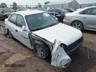 2005 Hyundai Accent GLS с VIN KMHCG45C95U594330, выставлен на аукционе IAAI как лот 42491496 с пробегом 258 170 миль миль и . История ставок и продаж доступна на DreamBid. Изображение 1.